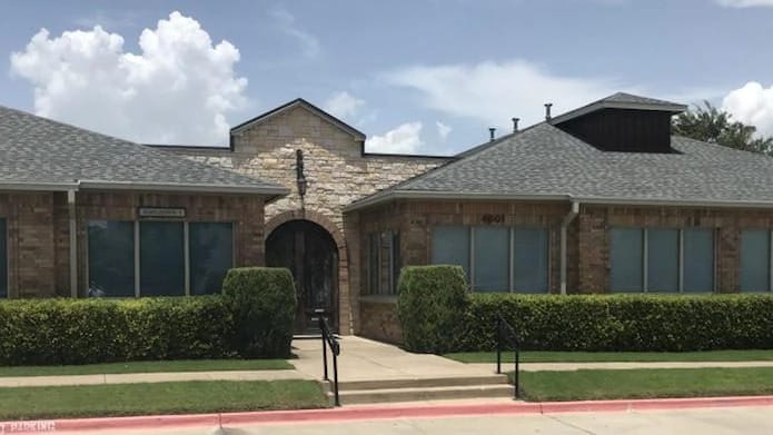 custom-health-plans-office